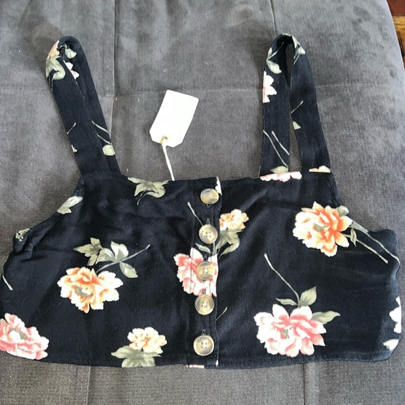 American Eagle Outfitters Tops - Small NWT American Eagle top